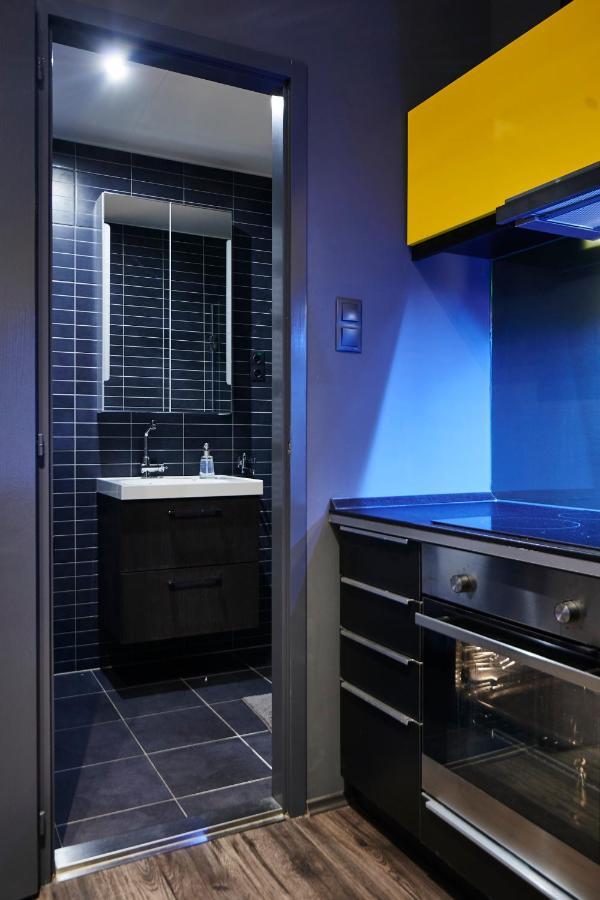 Central Location Yellow-Black Apartment Budapeste Exterior foto