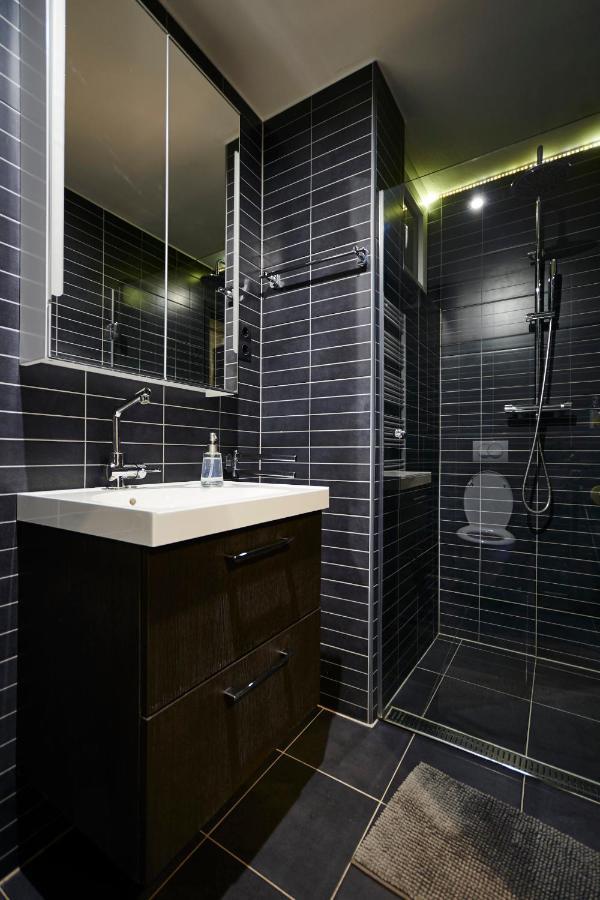 Central Location Yellow-Black Apartment Budapeste Exterior foto